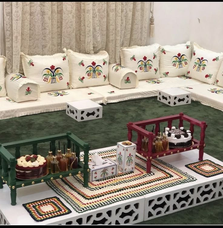 Majlis Cushion dubai